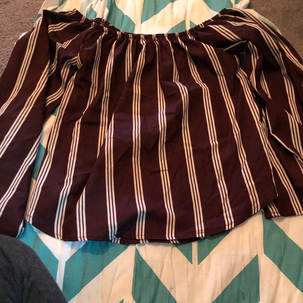 Off the shoulder rue 21 tops